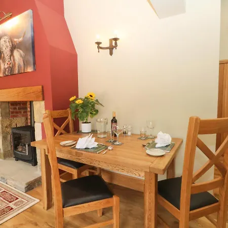 بيت للعطل Ash Cottage